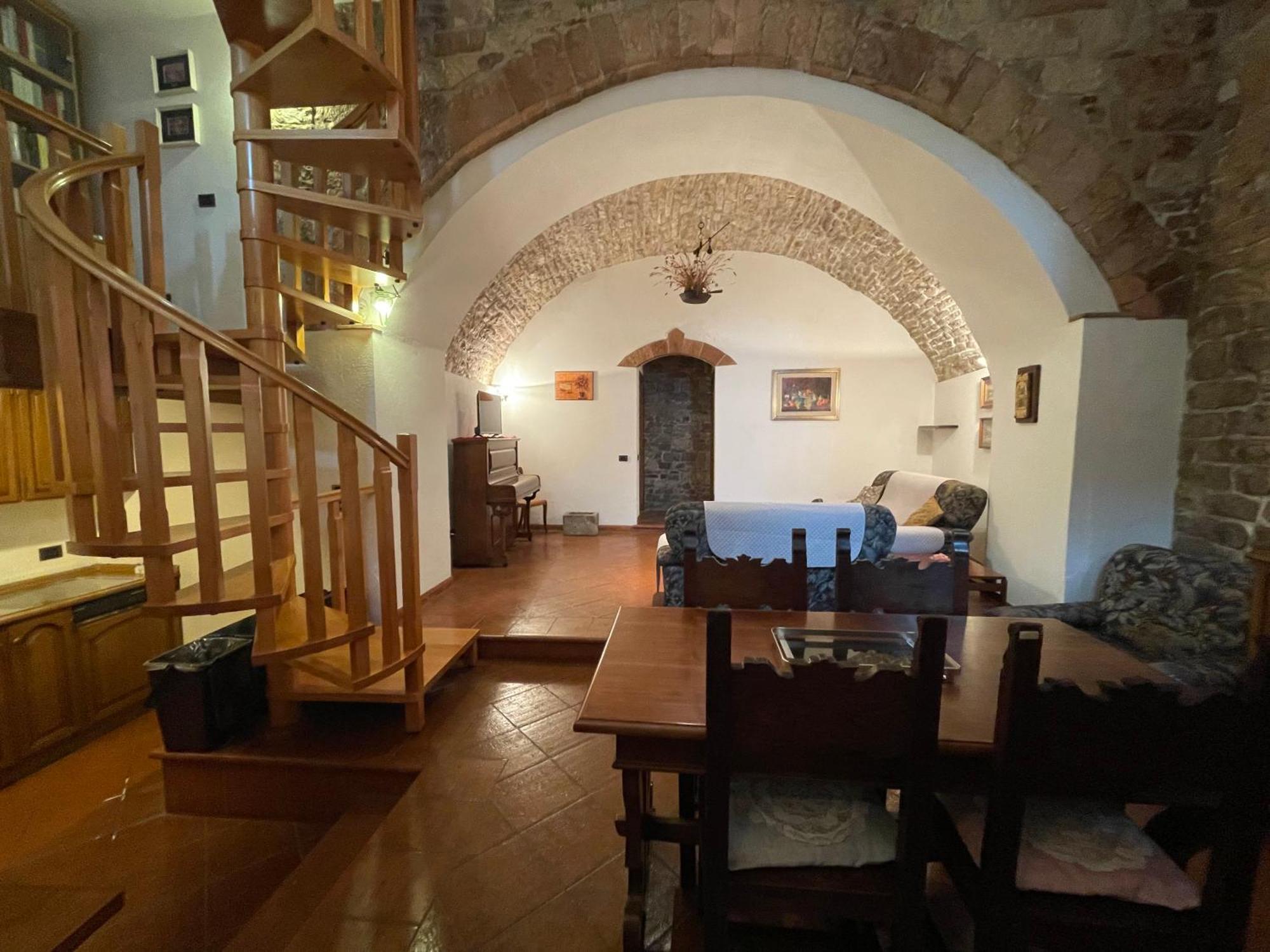 Апартаменты Happy House - Porta San Giacomo Ассизи Экстерьер фото